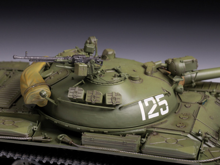 Фото Сборная модель ZVEZDA Советский боевой танк Т-62 (1974-1975), 1/35 | Инномарт