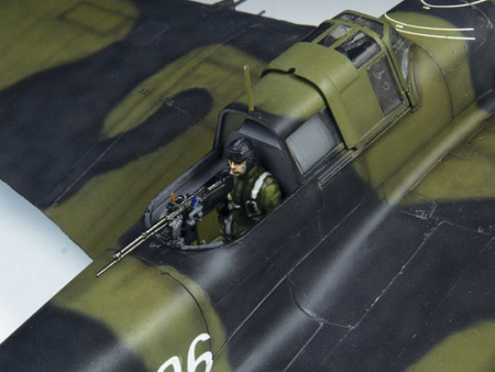 Фото Сборная модель ZVEZDA Советский двухместный штурмовик Ил-2 (обр. 1943), 1/48 | Инномарт
