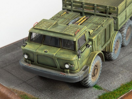 Фото Сборная модель AVD ЗИЛ-135ЛМ бортовой, 1/43 | Инномарт