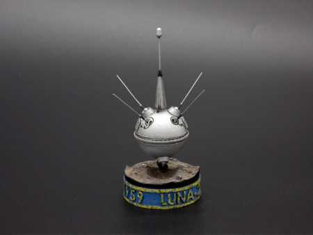 Фото Сборная модель Red Iron Models Советская АМС Луна-2, 1/35 | Инномарт