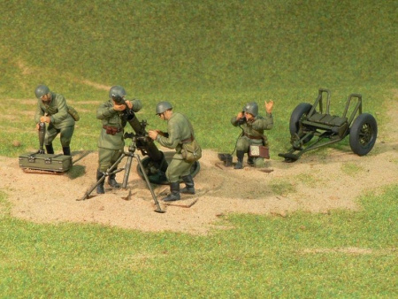 Фото Сборная модель ZVEZDA Советский 120-мм миномёт с расчетом, 1/35 | Инномарт