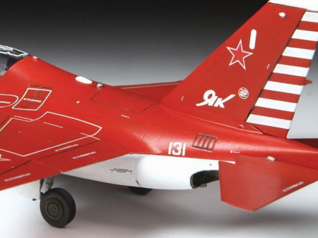 Фото Сборная модель ZVEZDA Российский пилотажный самолет Як-130, 1/72 | Инномарт