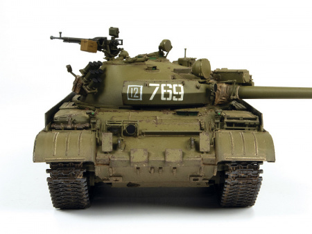 Фото Сборная модель ZVEZDA Советский основной боевой танк Т-62, 1/35 | Инномарт