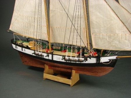 Фото Сборная картонная модель Shipyard балтиморский клипер Berbice в верфи Quay-Portt 1780 г (№38), 1/96 | Инномарт