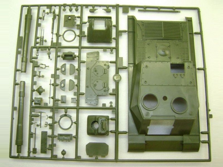 Фото Сборная модель ZVEZDA Советский истребитель танков ИСУ-122, 1/35 | Инномарт