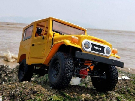 Фото Радиоуправляемая машина WPL японский внедорожник FJ40 (желтая) 4WD 2.4G 1/16 RTR | Инномарт