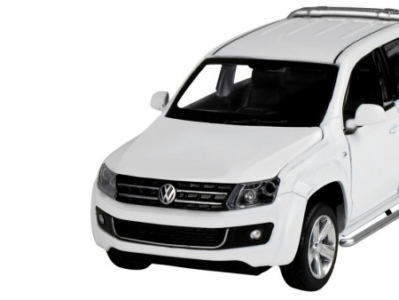 Фото Машина "АВТОПАНОРАМА" Volkswagen Amarok, белый, 1/30, свет, звук, инерция, в/к 20*10*11 см | Инномарт